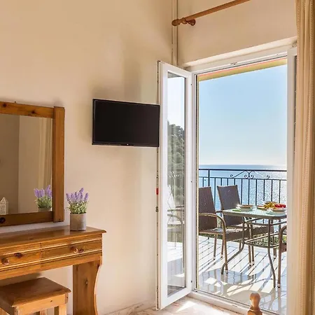 In Beach With Pool Adonis Apartament Pelekas
