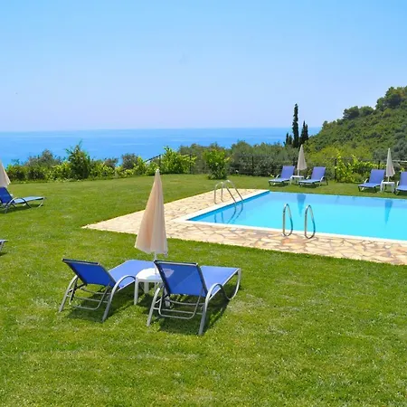 In Beach With Pool Adonis *