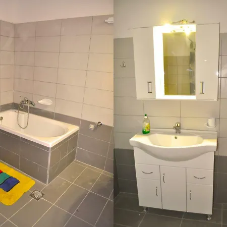 Apartament In Beach With Pool Adonis *